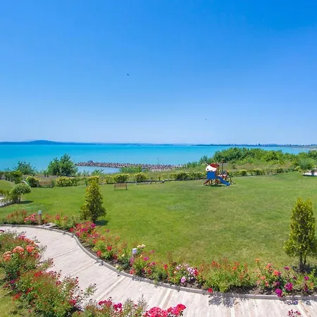 公寓 Beachfront One Bedroom Diamond Sarafovo студио в Diamond сарафово *